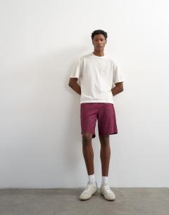 Leopard jacquard short in burgundy