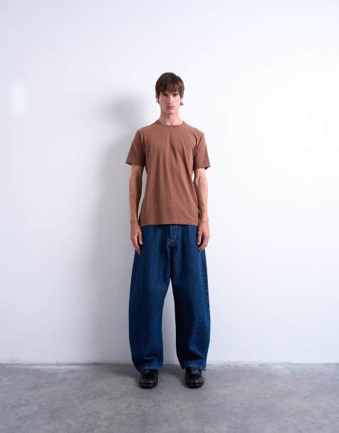 Topman lightweight regular fit t-shirt in brown - view 1