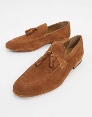 ucb tan loafers