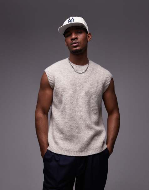 Topman – Locker geschnittener Pullunder in Steinbeige - view 1