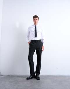 Model wearing Long sleeve formal slim sateen shirt in white