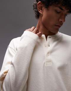 Model wearing Long sleeve relaxed fit waffle t-shirt with henley in ecru