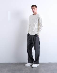 Model wearing Long sleeve rib henley tee in cream