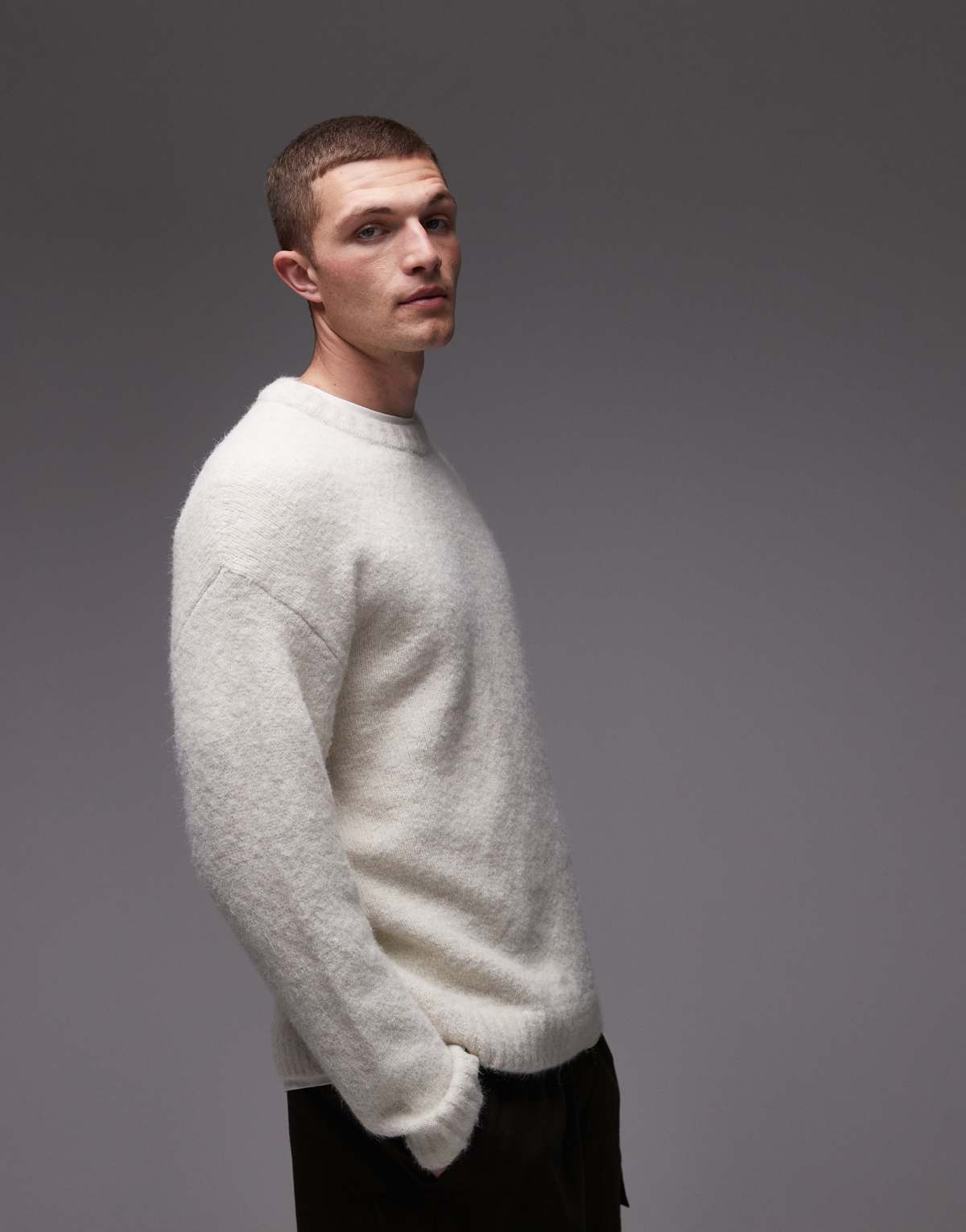 Topman loose knit crew jumper in ecru