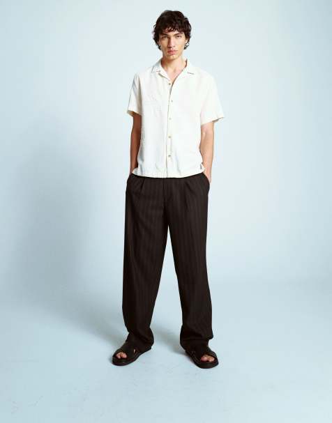 Topman – Nadelstreifen-Hose in Schwarz mit weitem Schnitt - view 1