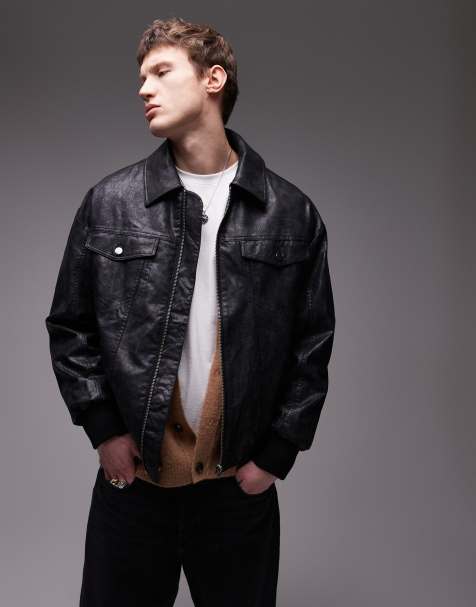 Topman – Oversize-Bomberjacke aus Kunstleder in schwarzer Used-Optik - view 1