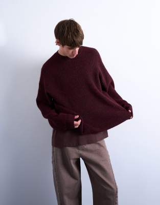 Oversized fit crew jumper in burgundy