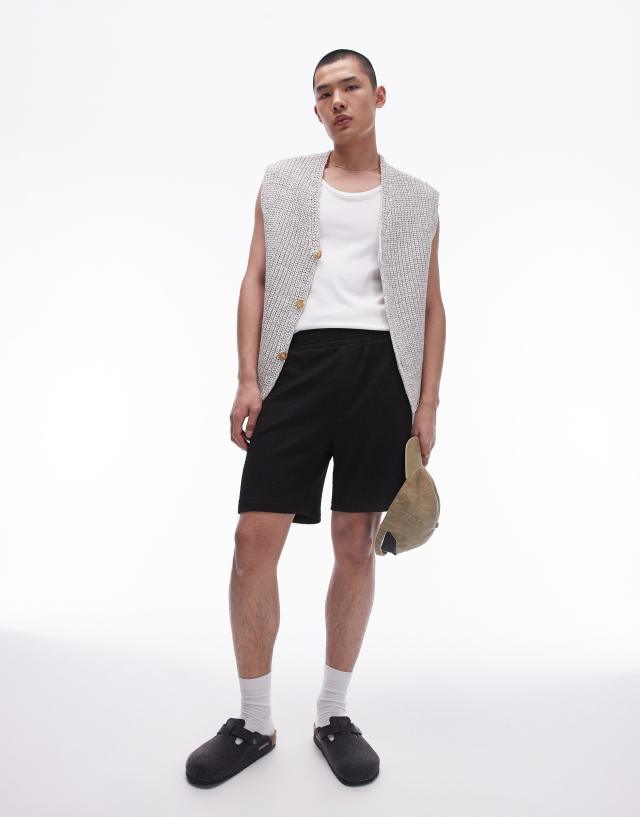 Topman - oversized fit jersey short with crinkle plisse texture in black