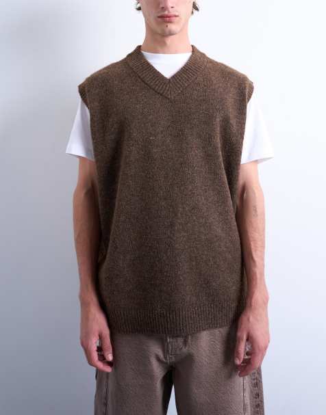 Topman oversized fit knitted v-neck tank in brown - view 1