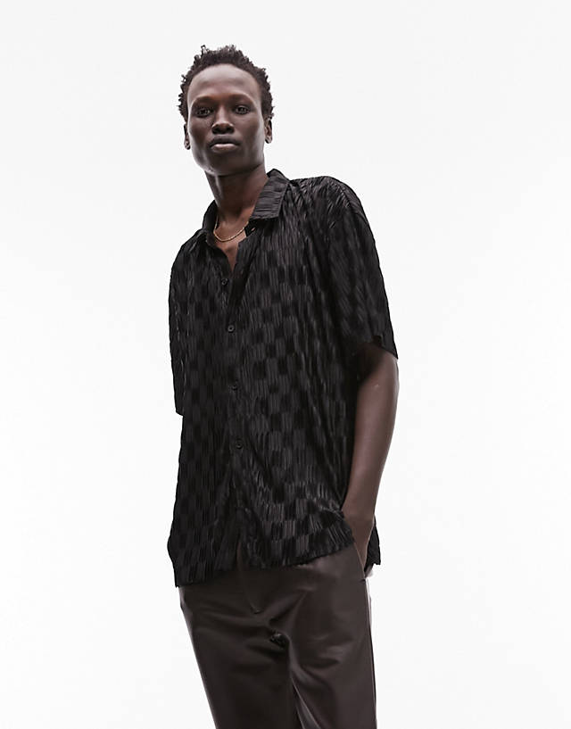 Topman - oversized fit polo with jacquard plisse in black