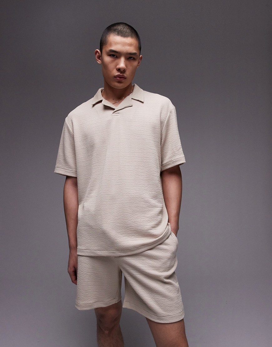 oversized fit revere polo with crinkle plisse texture in stone-White