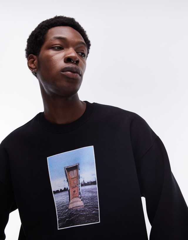 Topman - oversized fit sweatshirt with new york photographic print in black