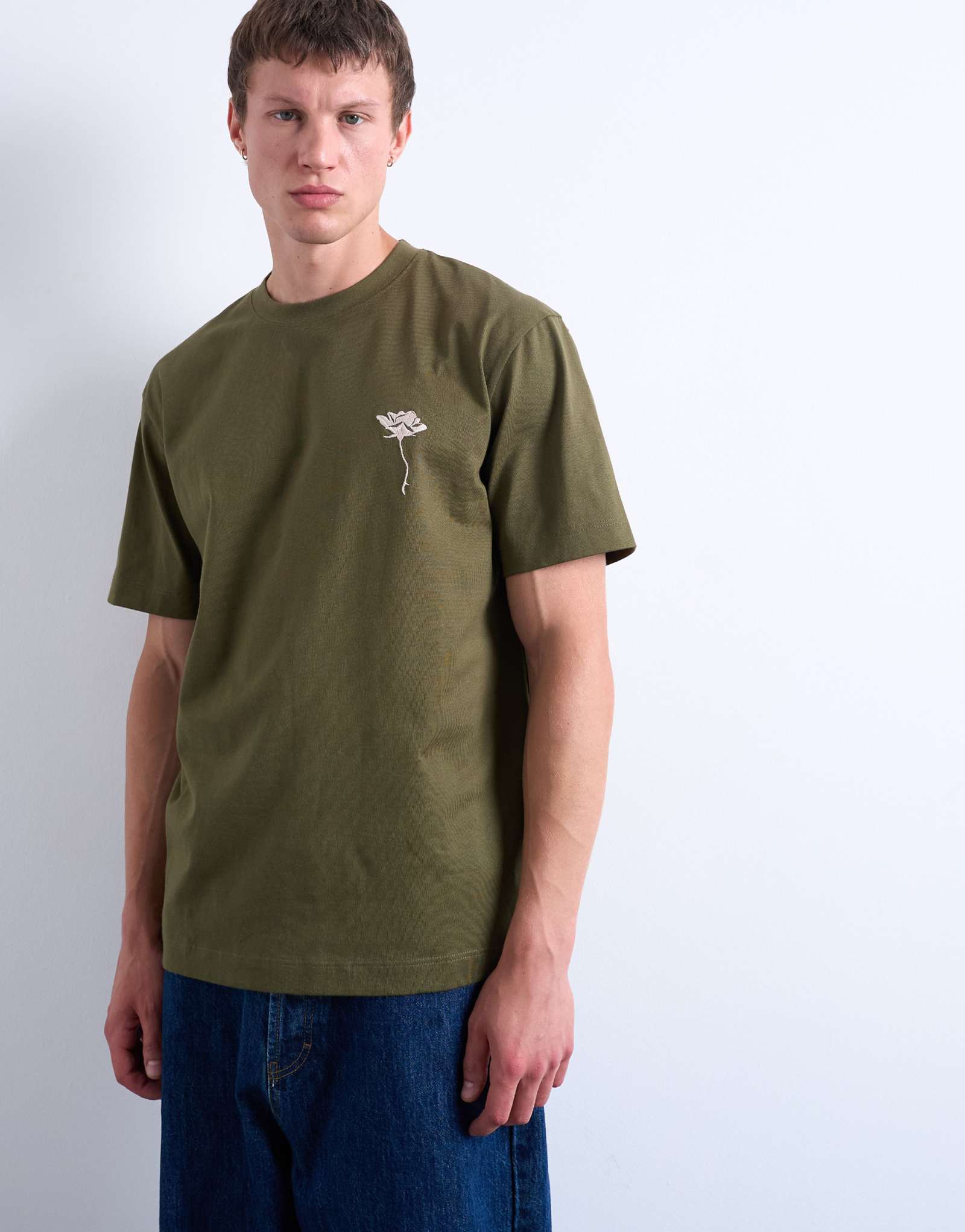 Футболка Topman oversize fit с цветочной вышивкой цвета хаки