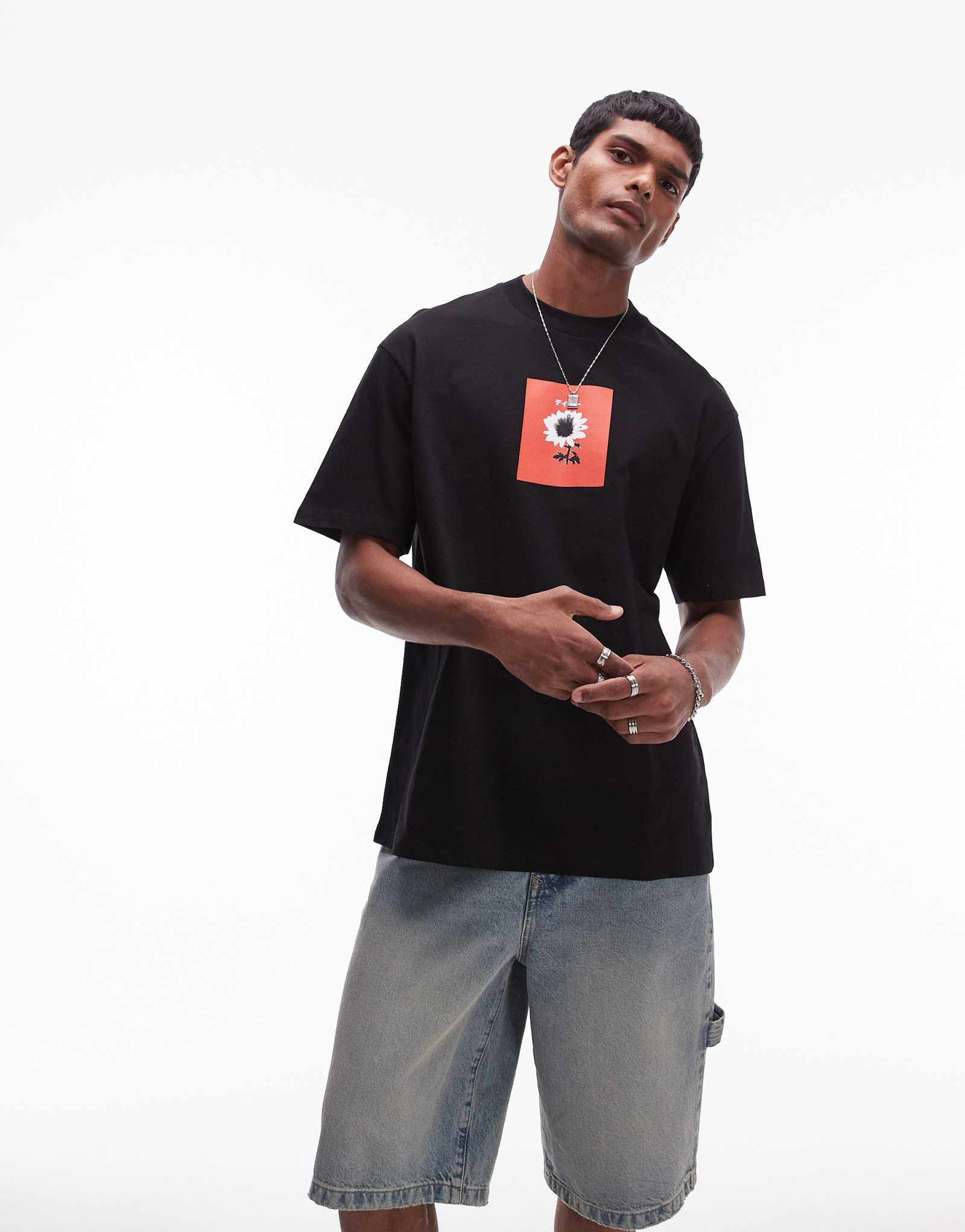 Футболка Topman oversize fit черного цвета с японским цветочным принтом 3790₽