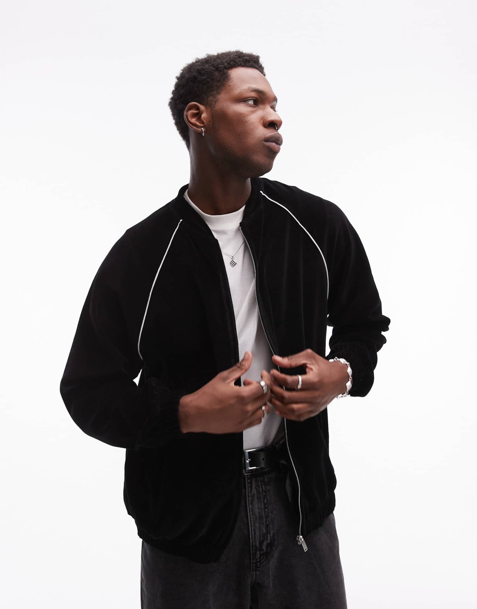 Велюровая куртка Topman oversize fit на молнии с окантовкой по бокам черного цвета