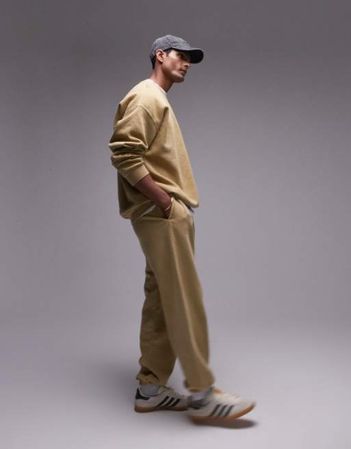 Topman - Oversized joggingbroek in geel met vintage wassing
