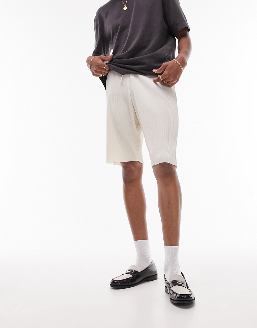 Topman oversized plisse shorts in ecru-White
