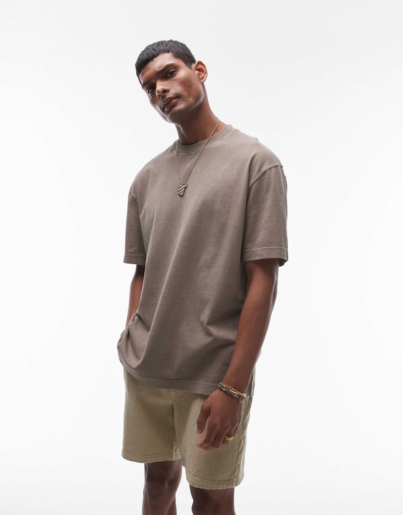 Футболка Topman oversize цвета хаки 6290₽