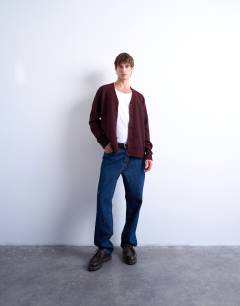 Model wearing Oversized v neck cardigan in burgundy