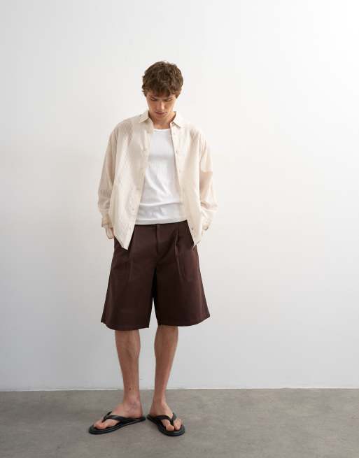 Topman - Pantaloncini bermuda a fondo ampio in twill marrone con pieghe, 3 di 5