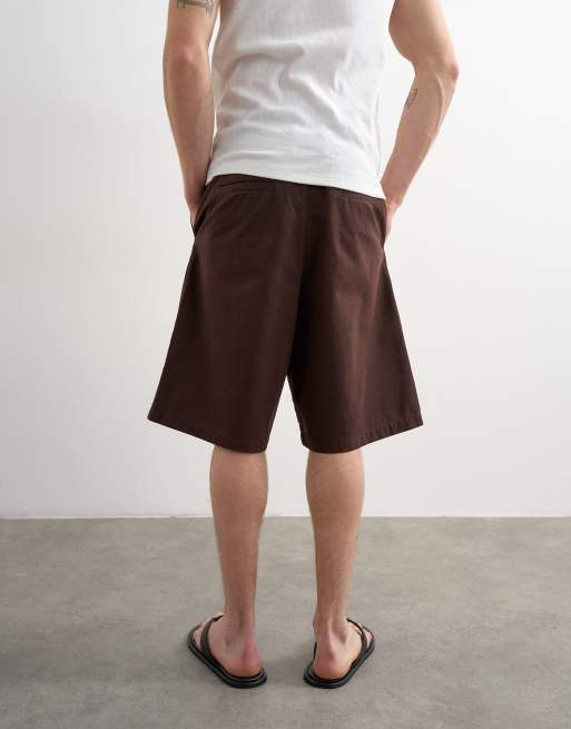 Topman - Pantaloncini bermuda a fondo ampio in twill marrone con pieghe, 4 di 5