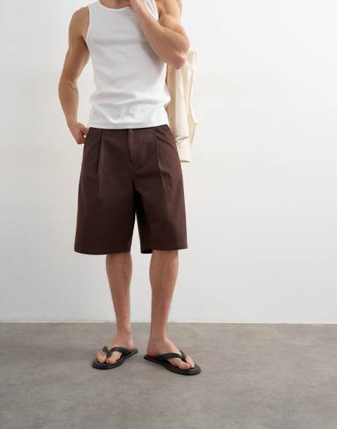 Topman - Pantalones cortos marrones estilo bermudas de pernera ancha con pinzas de sarga - view 1
