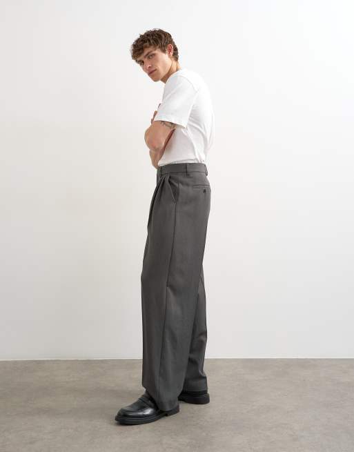 Topman - Pantalones gris carbón de pernera ancha con tres pinzas, 4 de 5