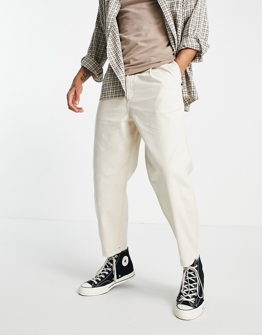 Topman pleat front taper jeans in ecru-White