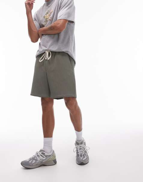 Topman plisse shorts in khaki - view 1