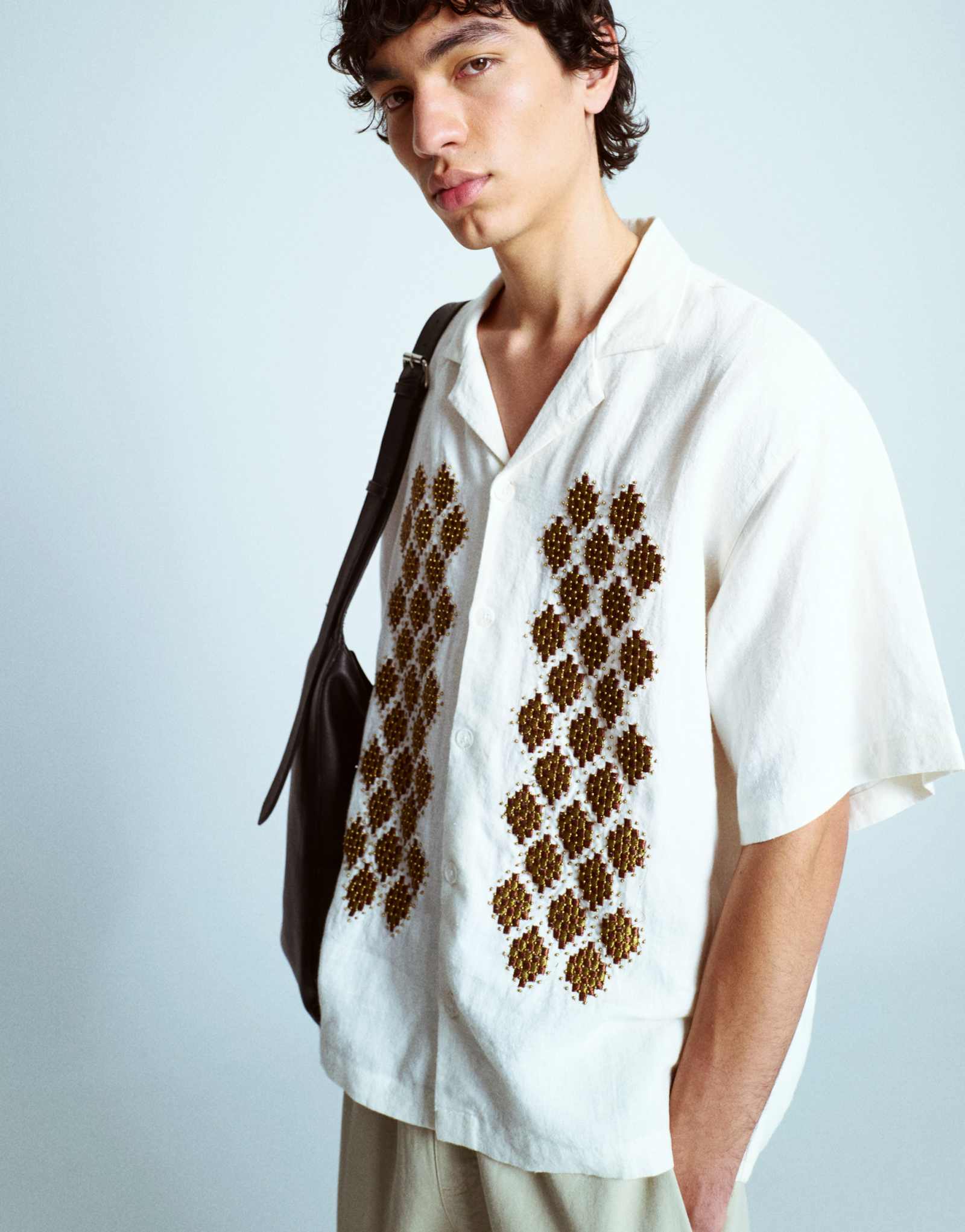 Вышитая бисером вязаная рубашка Topman premium цвета экрю