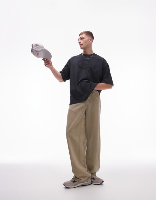 Topman – Premium – Svart, tvättad t-shirt i extra oversize med "handskakning"-broderi, 2 av 4