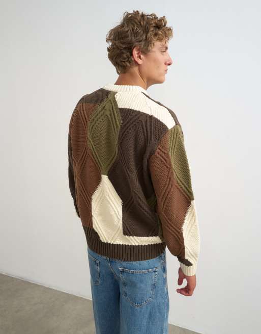 Topman Pullover in Relaxed Fit mit Rautenzopfmuster und Military-Muster in Multi, 5 von 5