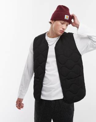 quilted vest in black