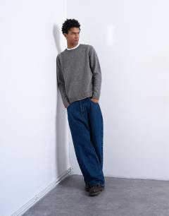 Model wearing Regular fit knitted crew neck jumper with wool in grey