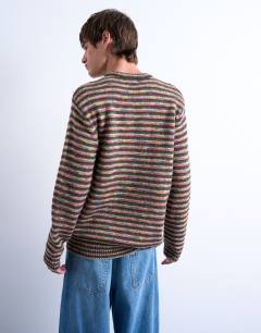Model wearing Regular fit knitted twist stripe jumper in khaki