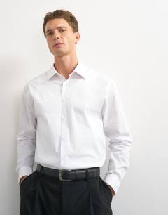 Model wearing Regular fit long sleeve formal stretch shirt in white