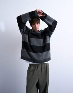 Regular fit stripe crew in black and charcoal