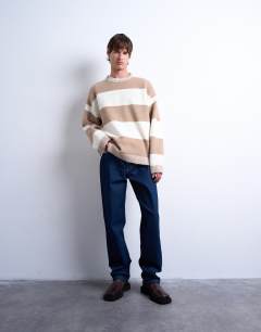 Model wearing Regular fit stripe crew in stone and brown