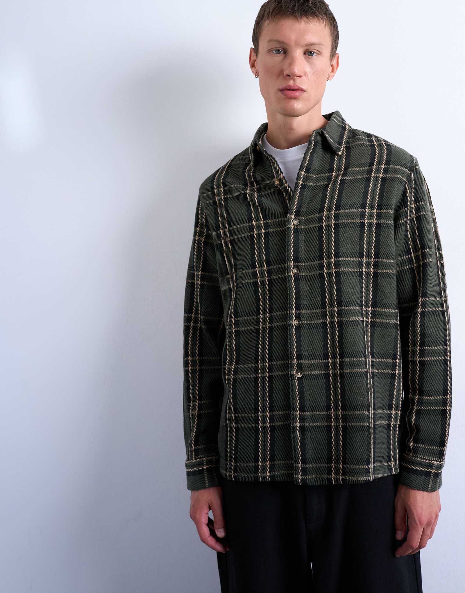 Верхняя рубашка в фактурную клетку Topman regular fit зеленого цвета