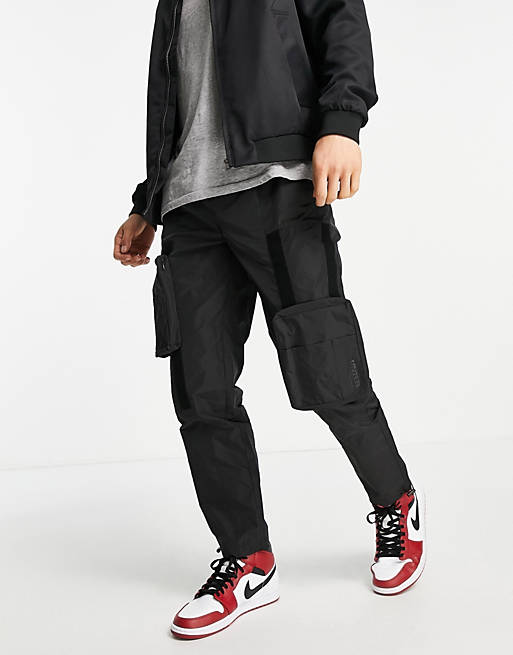  Topman relaxed cargo trousers with detachable pockets in black 