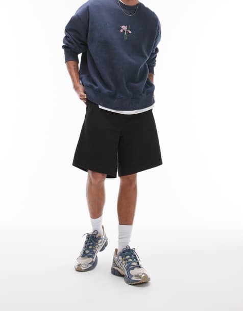 Topman relaxed chino shorts with elasticated waistband in black - view 1