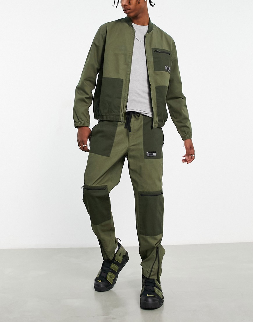 Topman relaxed cut and sew cargo pants with elastic waist in khaki - part of a set-Green