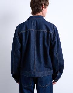 Model wearing Relaxed denim jacket in raw