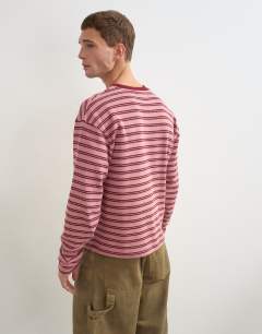 Model wearing Relaxed fit crop long sleeve t-shirt with textured stripe in pink