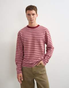Model wearing Relaxed fit crop long sleeve t-shirt with textured stripe in pink