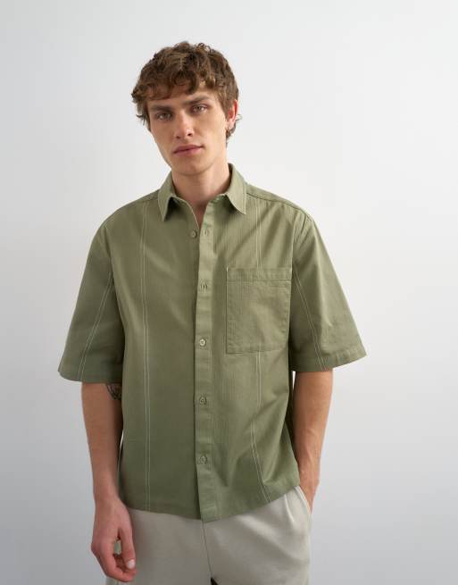 Topman relaxed fit crop short sleeve herringbone shirt in olive green, 4 of 5