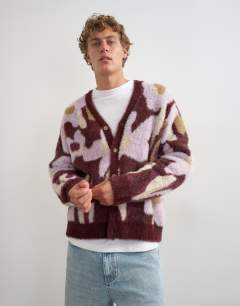 Relaxed fit fluffy floral cardigan in burgundy