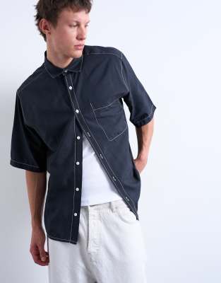 Relaxed Fit Hemd in Schwarz mit Kontrastnaht Schwarz L