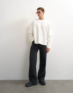 Model wearing Relaxed fit layered t-shirt with waffle sleeve in ecru