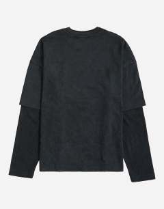 Model wearing Relaxed fit layered t-shirt with waffle sleeve in washed black